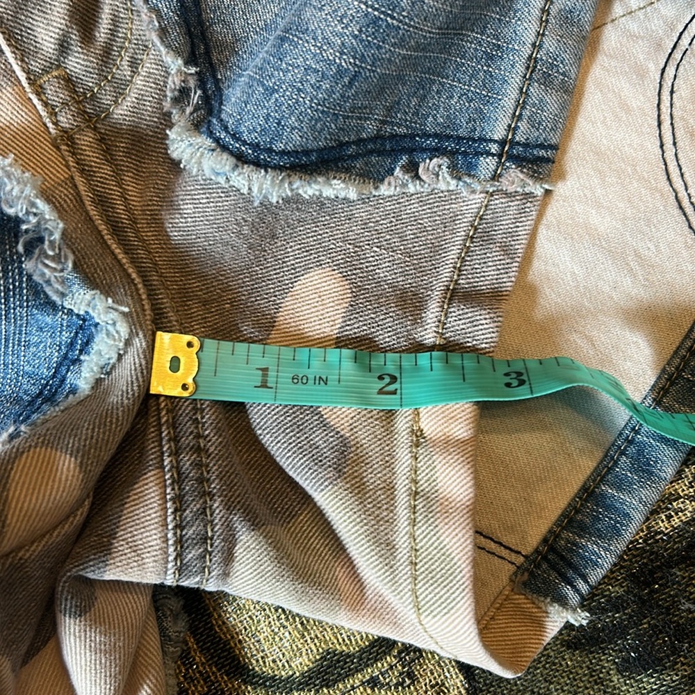 Lazerjeans Camouflage Denim Shorts with Jean patchwork detail - Picture 15 of 16